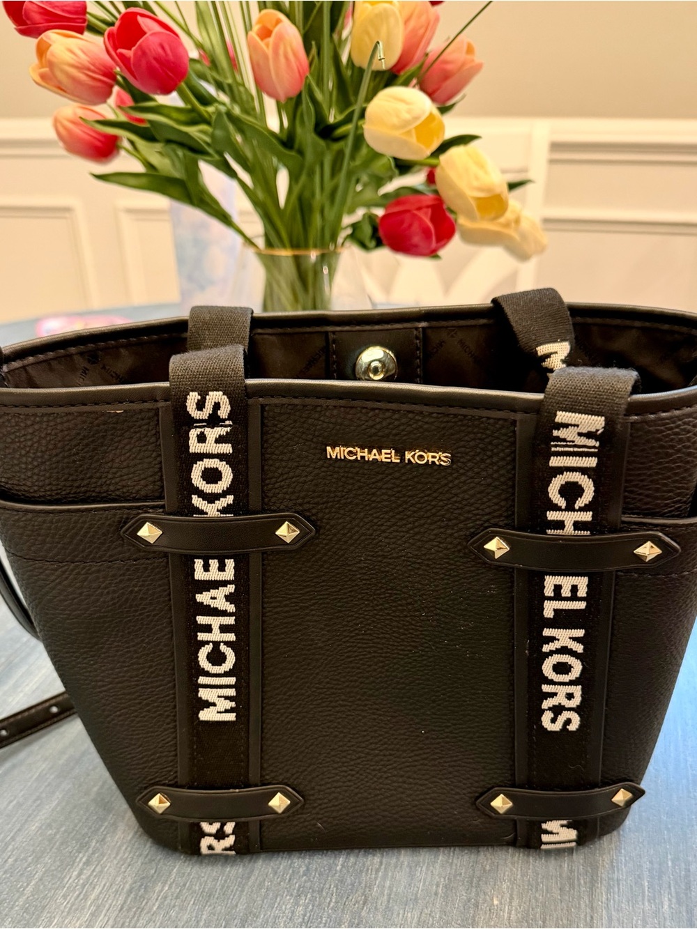 Michael Kors Black Pebbled Cross-Body Leather Small Tote/Handbag. Gold Hardware